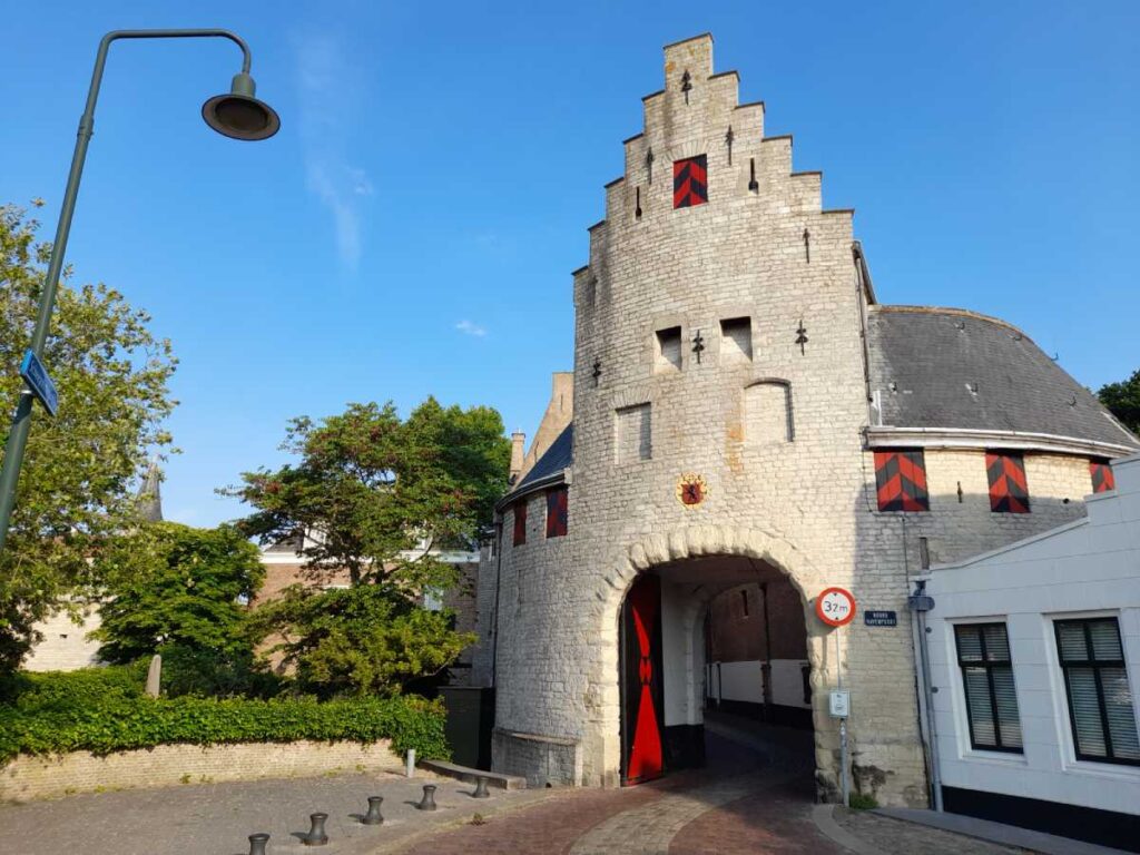 Zierikzee Noordhavenpoort Middeleeuwen Buitenkant