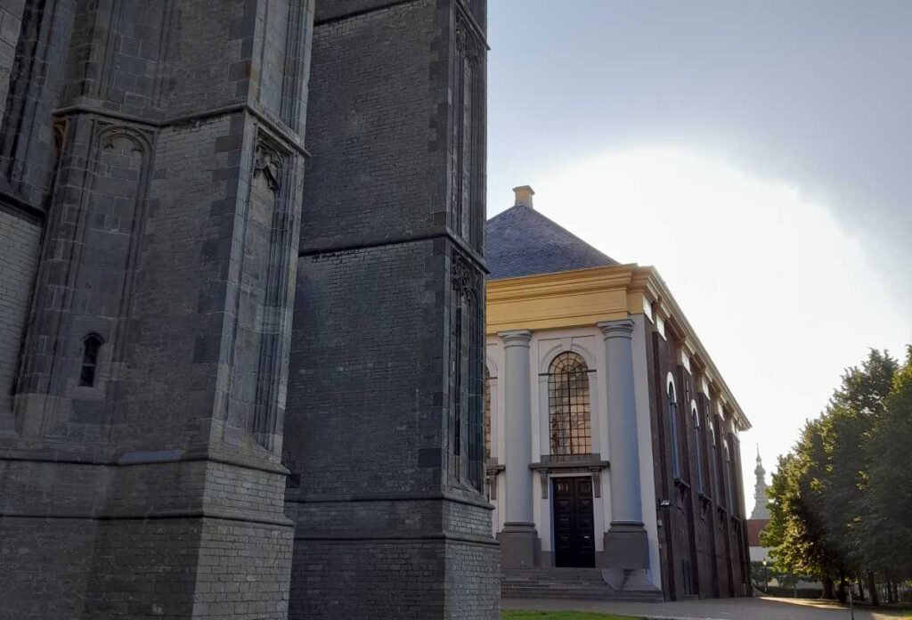 kerktoren bezienswaardigheid Zierikzee